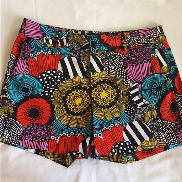 Banana Republic Pants - Banana Republic Multi Color Print Shorts